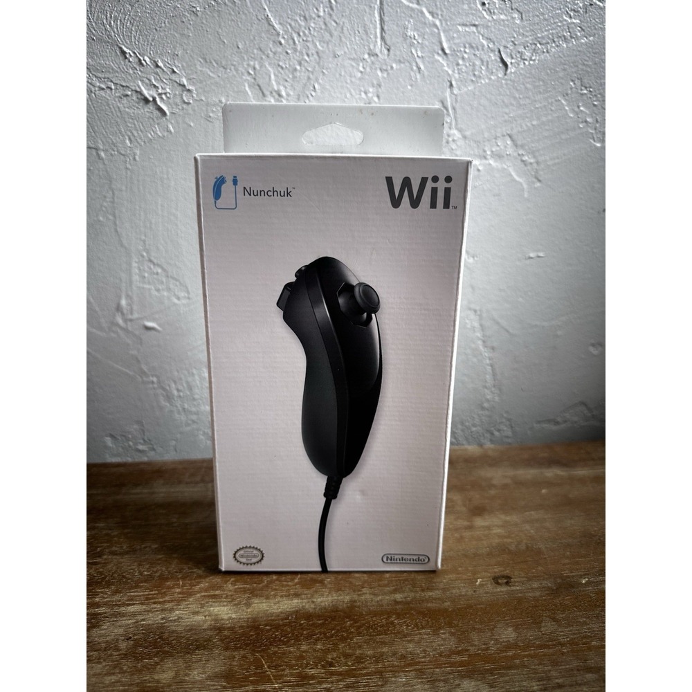 NEW Official Nintendo Wii Black Nunchuk 2009 OEM NIB